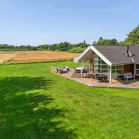 Anjetta - From The Sea In Ne Jutland By Interhome Hals